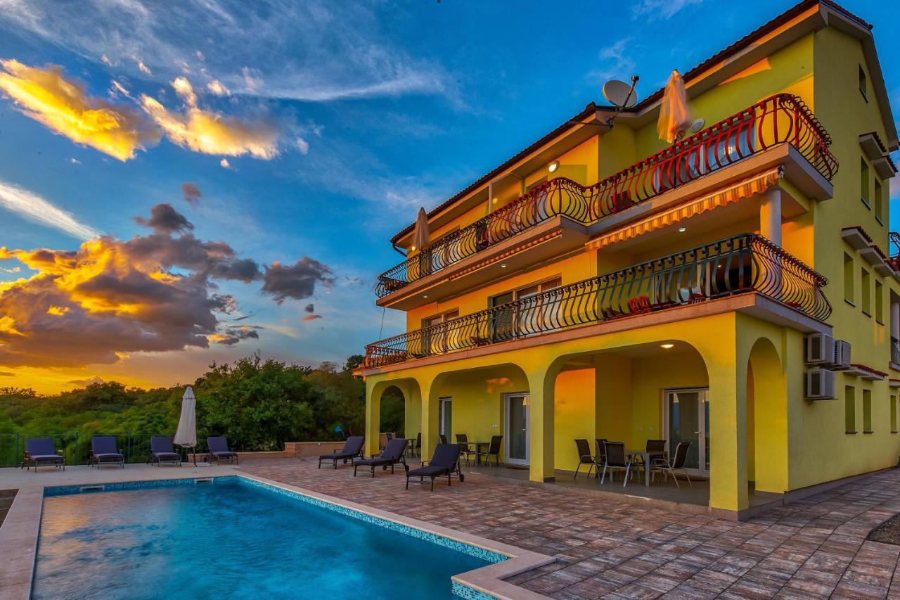 Luxury With Pool 2 Kostrena